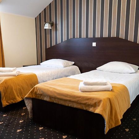Hotel Podzamcze Gora Kalwaria Exterior photo